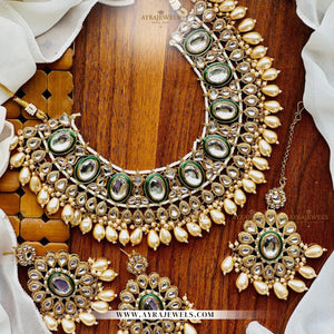 Dubbi Kundan Party Wear Set with Earrings & Teeka – Traditional Jewellery