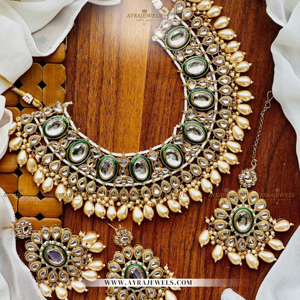 Dubbi Kundan Party Wear Set with Earrings & Teeka – Traditional Jewellery