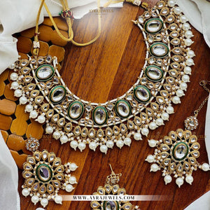 Dubbi Kundan Party Wear Set with Earrings & Teeka – Traditional Jewellery