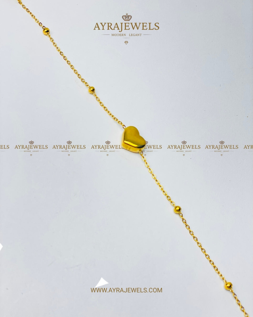 Elegant Gold Heart Bracelet - Ayra Jewels Modern Legant
