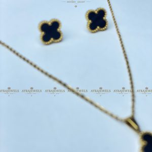 Clover Charm Bracelet